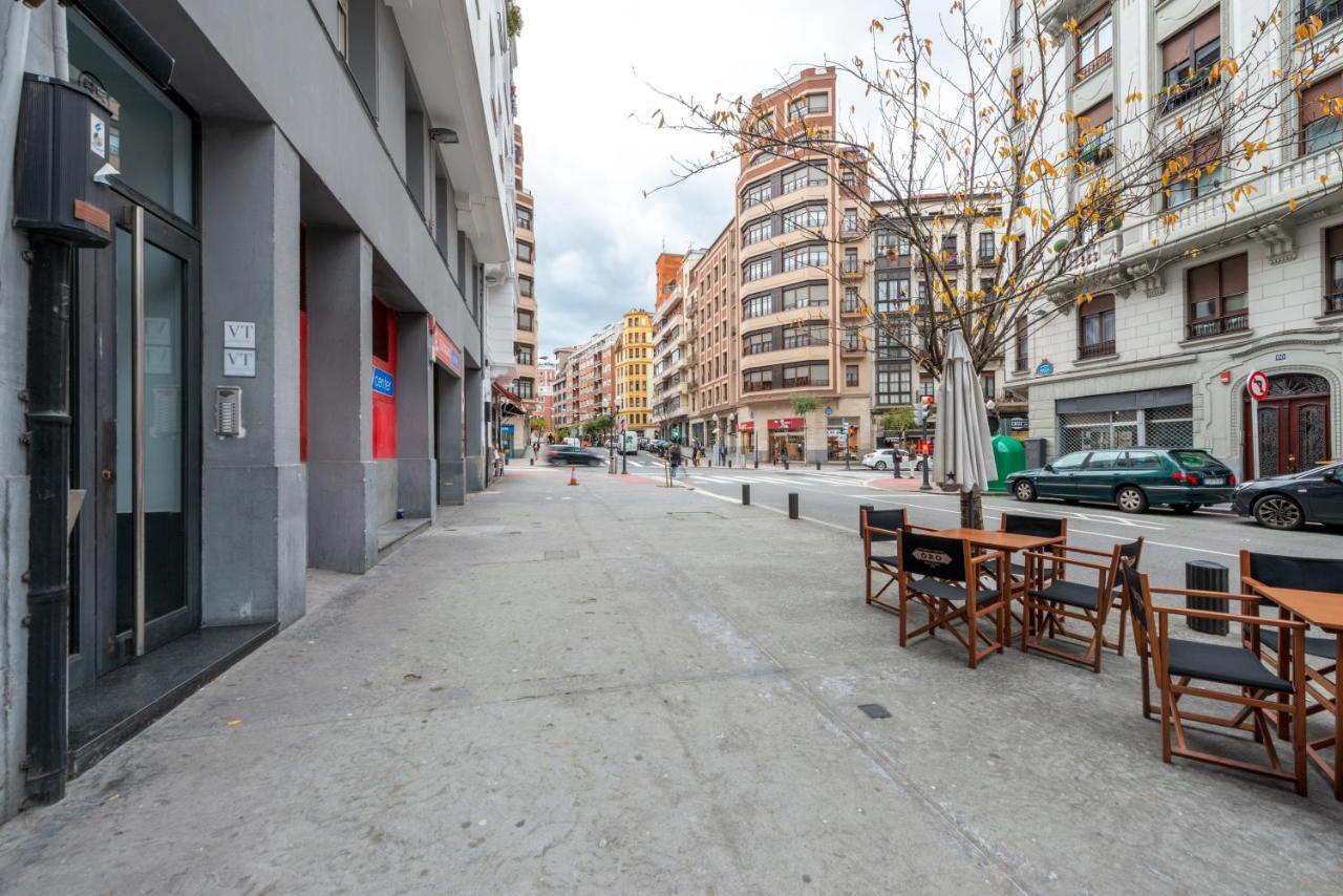 Alhondiga By Staynnapartments Bilbao Exterior foto